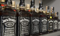 Jack Daniel’s perd le dernier round dans la bataille de marque &lsquo;Bad Spaniels&rsquo; entamée il y a 12 ans