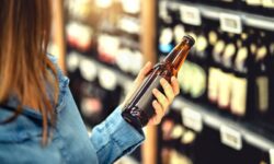 La faiblesse des consommateurs freine les ventes de bière aux États‑Unis